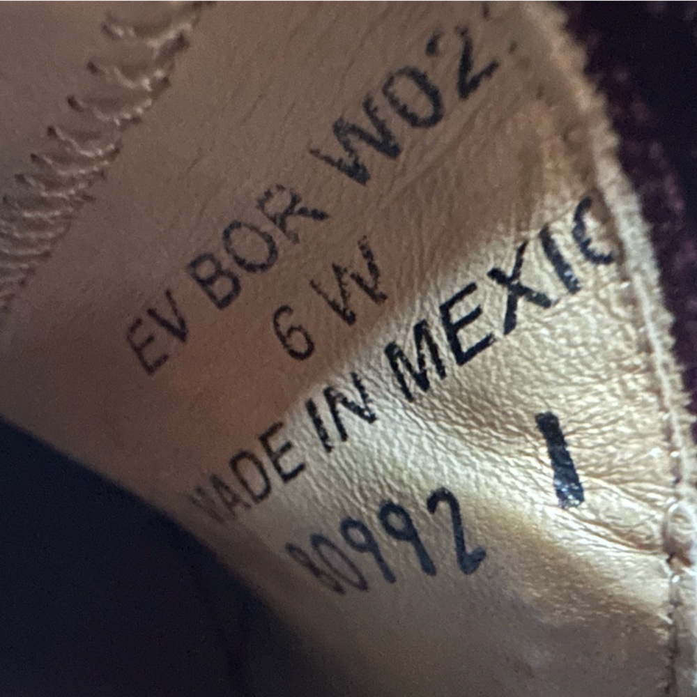 Fluevog NEARLY NEW Living Evers burgundy suede rub-off slip on shoe w/ zipper- 6 - Picture 15 of 16